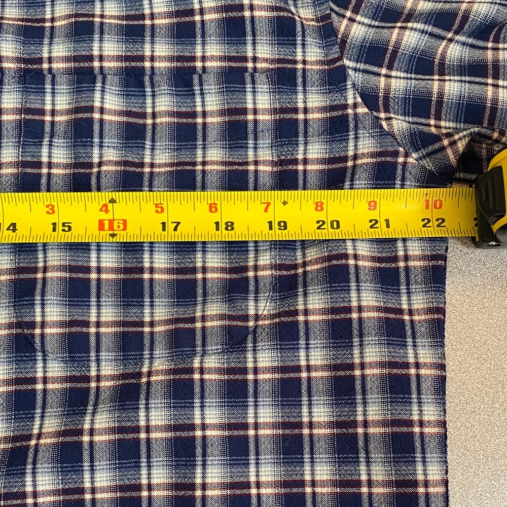 Pendleton 100% Wool Blue, Red and White Checkered Casual Shirt - Picture 4 of 8
